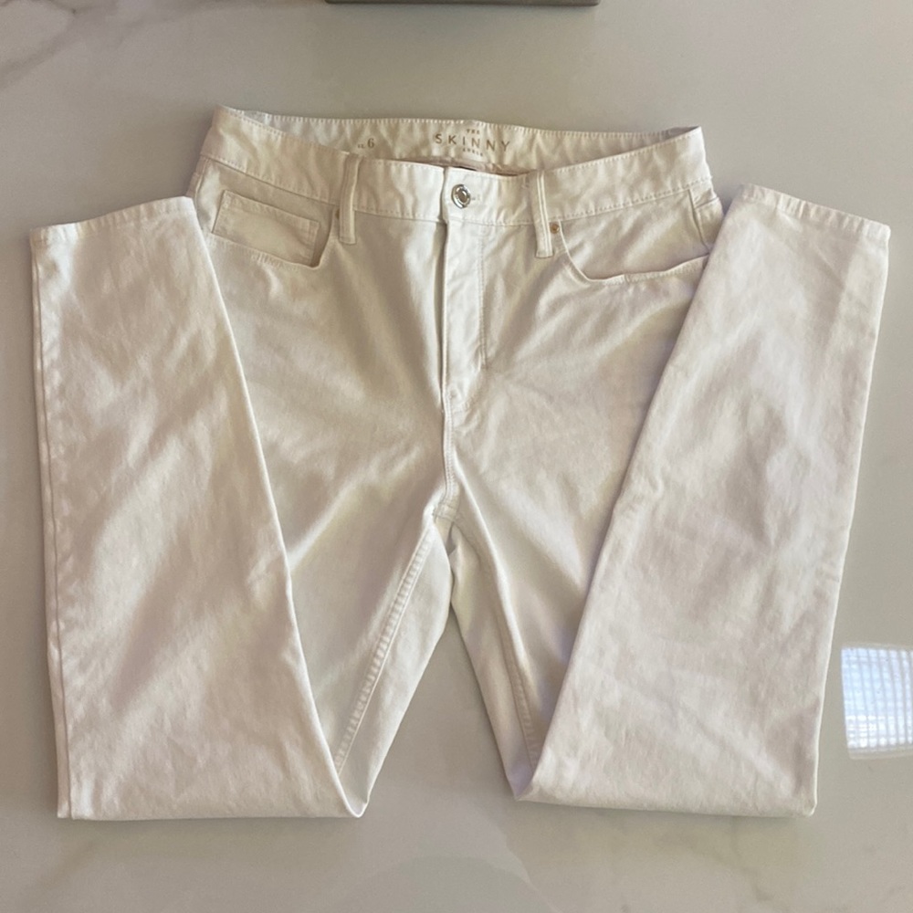 White House Black Market Skinny White Jean